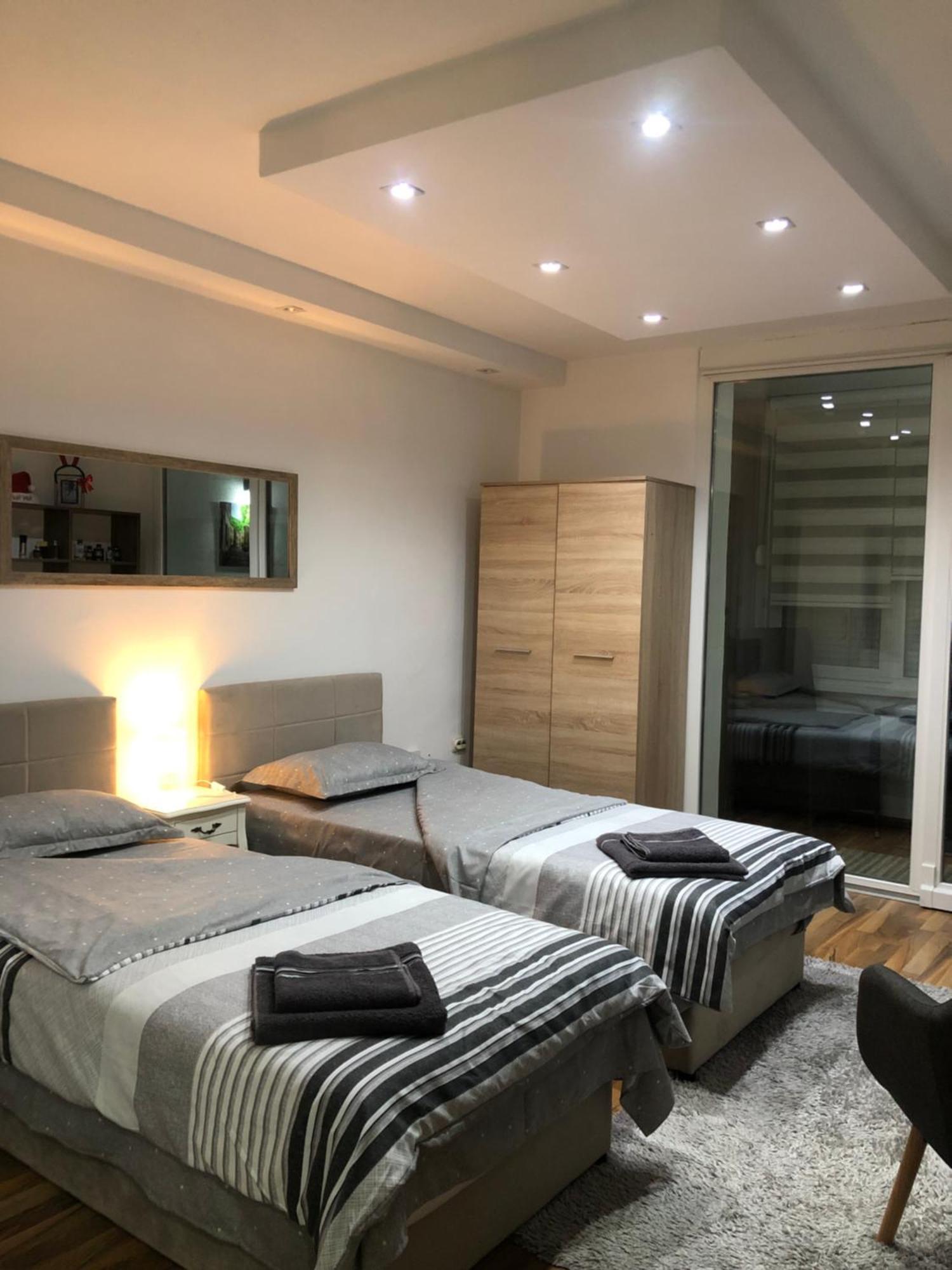 Welcome To The Apartment Mesic- Airport Сараєво Екстер'єр фото