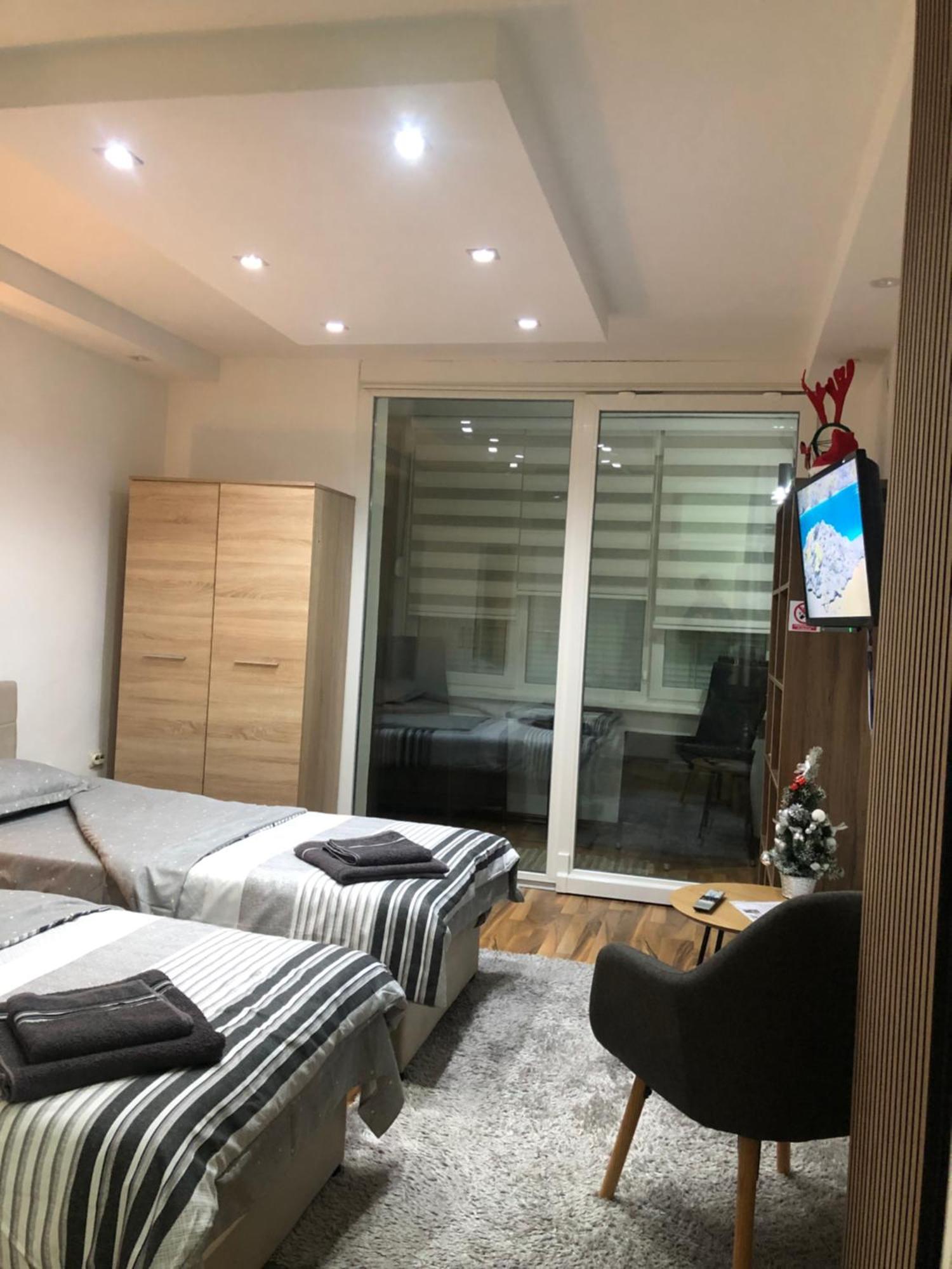 Welcome To The Apartment Mesic- Airport Сараєво Екстер'єр фото
